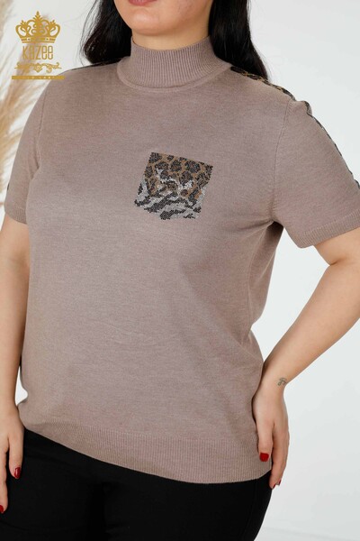 Großhandel Damen Strickwaren Gestickte Leopardentaschen Gestickter Ärmelstreifen - 16924 | KAZEE - Thumbnail