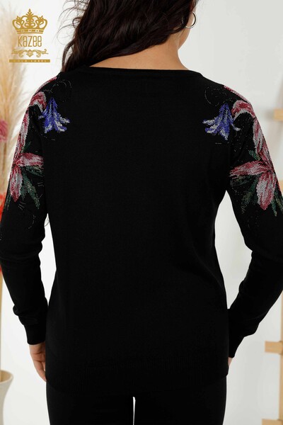 Großhandel Damen Pullover - Blumenstickerei auf der Schulter - Schwarz - 30188 | KAZEE - Thumbnail