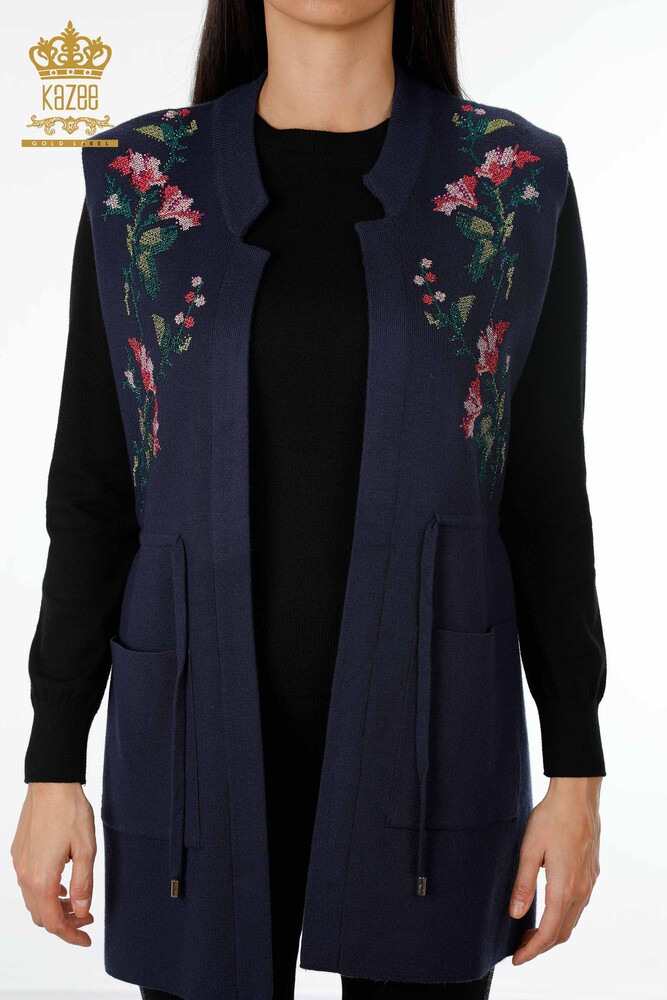 Großhandel Damen Strickweste - Bunte Blume bestickt Tasche - Lang - 16844 | KAZEE - 9