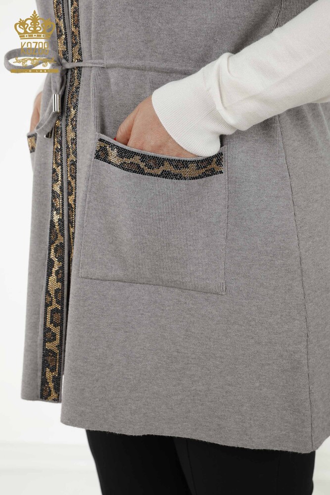 Großhandel Damen Weste - Leopard Stein bestickt - Grau - 30261 | KAZEE - 6