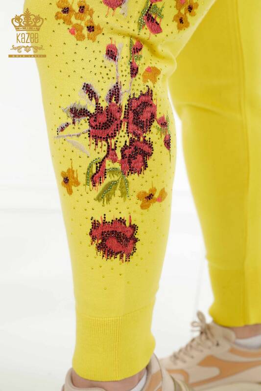 Großhandel Damen Trainingsanzug Set Buntes Blumenmuster Gelb - 16570 | KAZEE