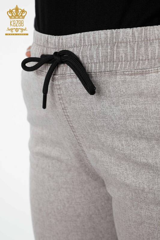 Großhandel Damenhose mit elastischem Bund - Taschen - Beige - 3501 | KAZEE