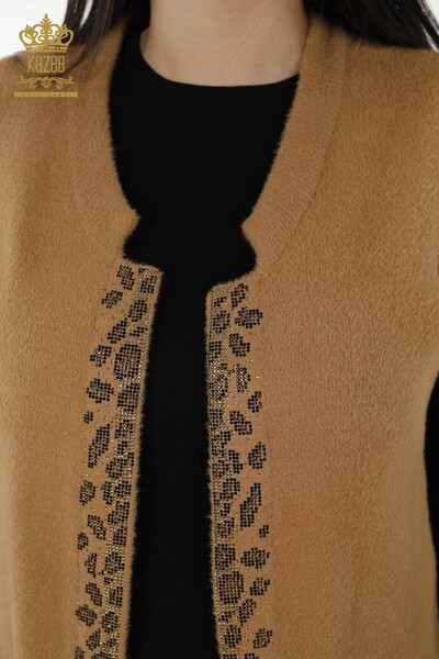 Großhandel Damenweste Leopard Stone Embroidered Camel - 30245 | KAZEE - Thumbnail