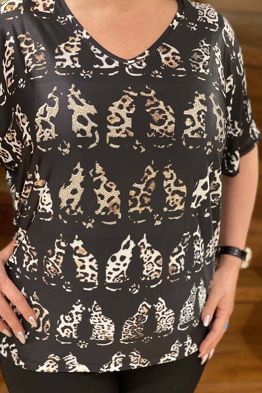 Hurtownia bluzek damskich z cyfrowym nadrukiem kota w kształcie litery V - 76820 | Kazee