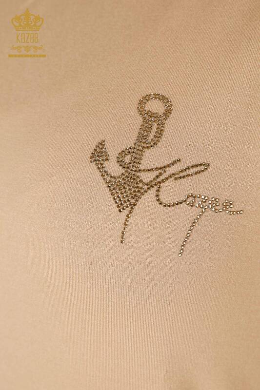 Hurtownia bluzek damskich z dekoltem w kształcie litery V, haftowana kamieniami, beżowa - 78931 | KAZEE
