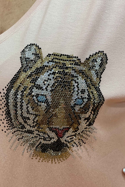 Hurtownia damska bluzka z dekoltem w szpic tygrysa ze szczegółowym haftowanym kryształowym kamieniem - 76577 | Kazee - Thumbnail