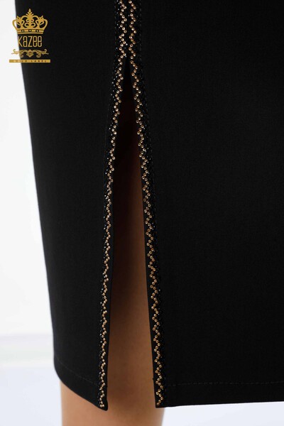 Hurtownia damskiej długiej spódnicy z rozcięciem i haftem w kolorowe kamienie - 4189 | KAZEE - Thumbnail