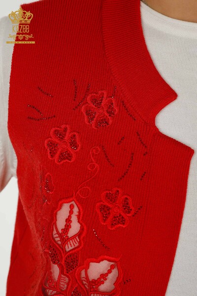 Hurtownia kamizelki damskiej w kwiatowe hafty w kolorze czerwonym - 30628 | KAZEE - Thumbnail