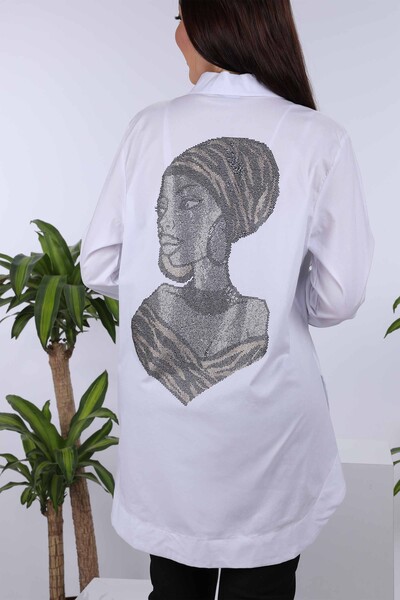 Hurtownia koszul damskich z kieszenią i figurką kobiety z kryształowym kamieniem - 20114 | KAZEE - Thumbnail