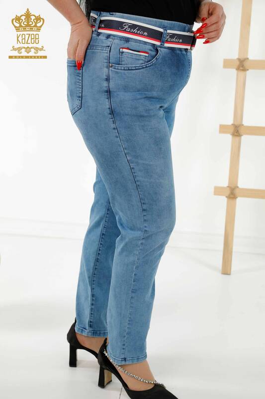 Hurtownia spodni damskich z paskiem w kolorze niebieskim - 3691 | KAZEE
