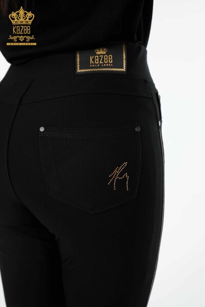 Hurtownia spodni legginsowych damskich czarnych - 3608 | KAZEE - Thumbnail