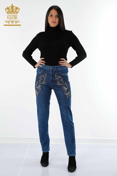 Hurtownia jeansów damskich z wzorzystymi haftami w paski z kamieniami - 3542 | KAZEE - Thumbnail
