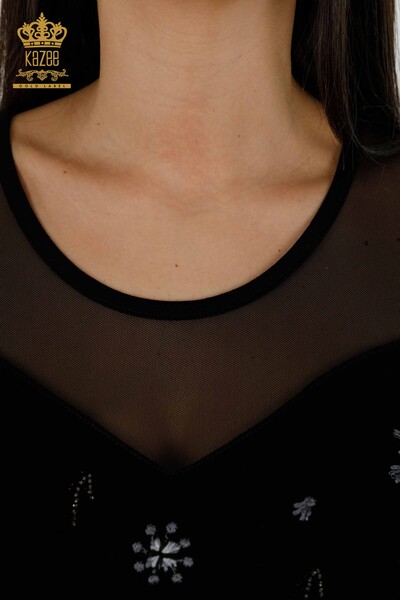 Hurtownia bluzek damskich z tiulowymi detalami w kolorze czarnym - 79133 | KAZEE - Thumbnail