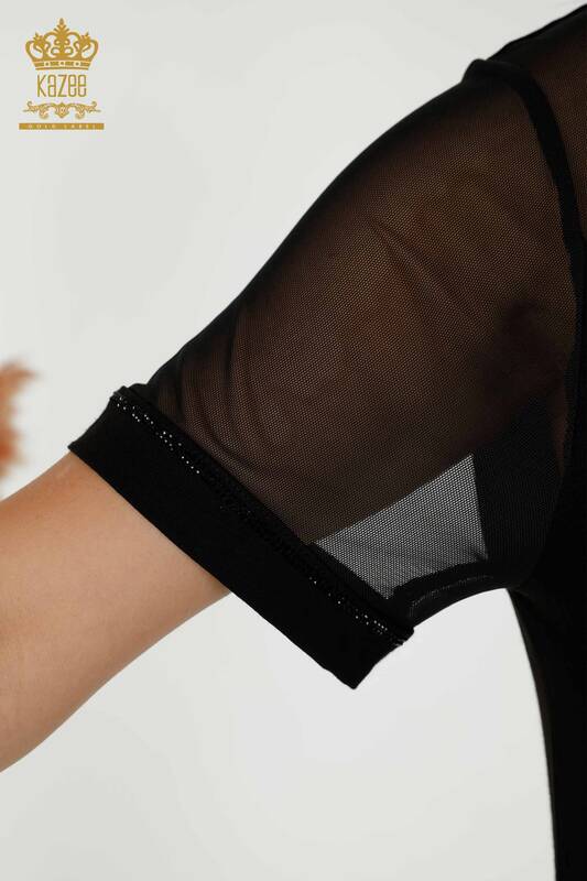 Hurtownia bluzek damskich z tiulowymi detalami w kolorze czarnym - 79133 | KAZEE