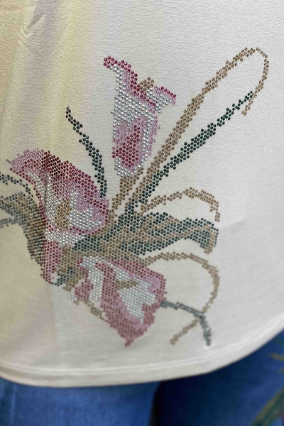 Hurtownia bluzek damskich w kwiaty z kolorowymi haftowanymi kamieniami - 77641 | Kazee - Thumbnail
