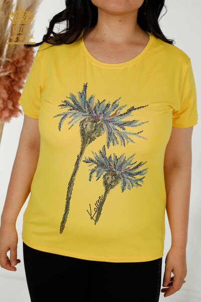 Hurtownia bluzek damskich w kwiatowe wzory w kolorze żółtym - 79369 | KAZEE - Thumbnail
