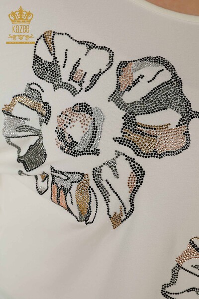 Hurtownia bluzek damskich z haftem w kamienie ecru - 79084 | KAZEE - Thumbnail