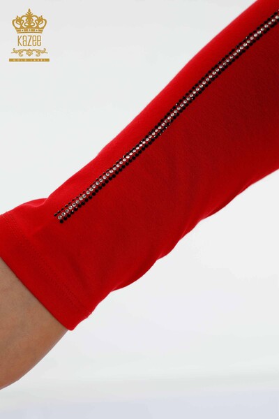 Hurtownia bluzek damskich z haftowanym kamieniem i okrągłym dekoltem w kolorze czerwonym - 79000 | KAZEE - Thumbnail