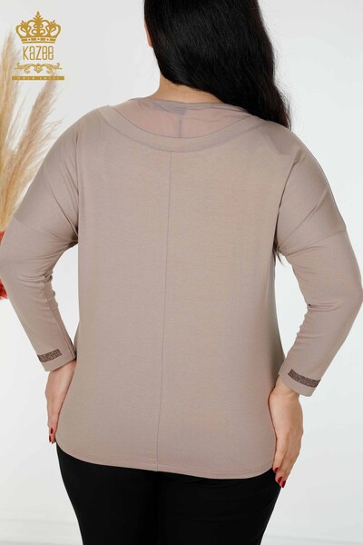 Hurtownia bluzek damskich z haftowaną norek w kamieniu - 77870 | KAZEE - Thumbnail