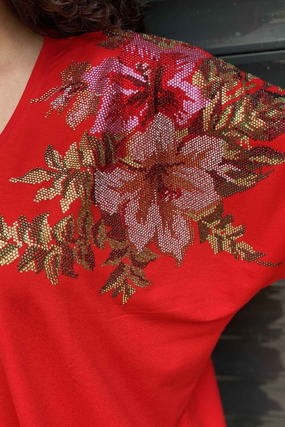 Hurtownia damska bluzki z haftowanym rękawem w kształcie nietoperza w kwiaty i kamienie - 77712 | Kazee - Thumbnail
