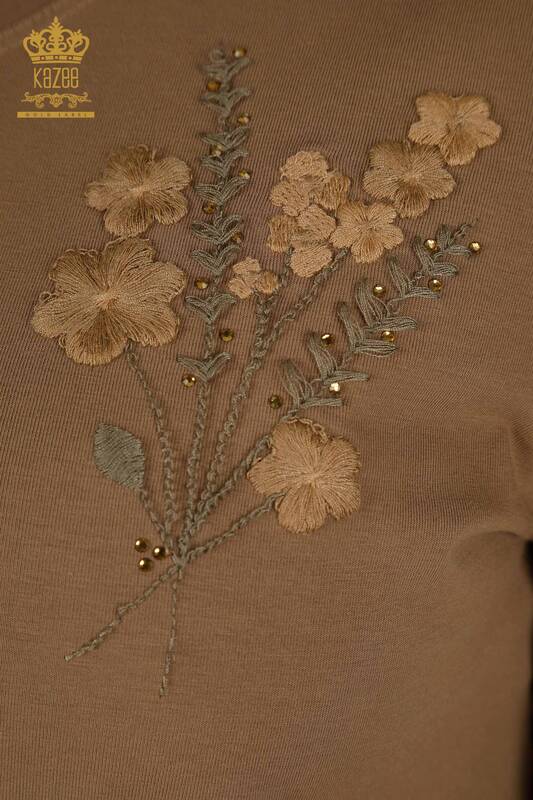 Hurtownia bluzek damskich - Haftowane w kwiaty - jasnobrązowy - 79466 | KAZEE