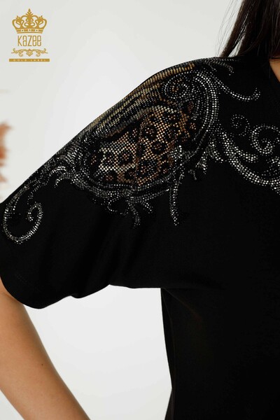 Hurtownia bluzek damskich z detalami na ramionach, czarna - 79054 | KAZEE - Thumbnail