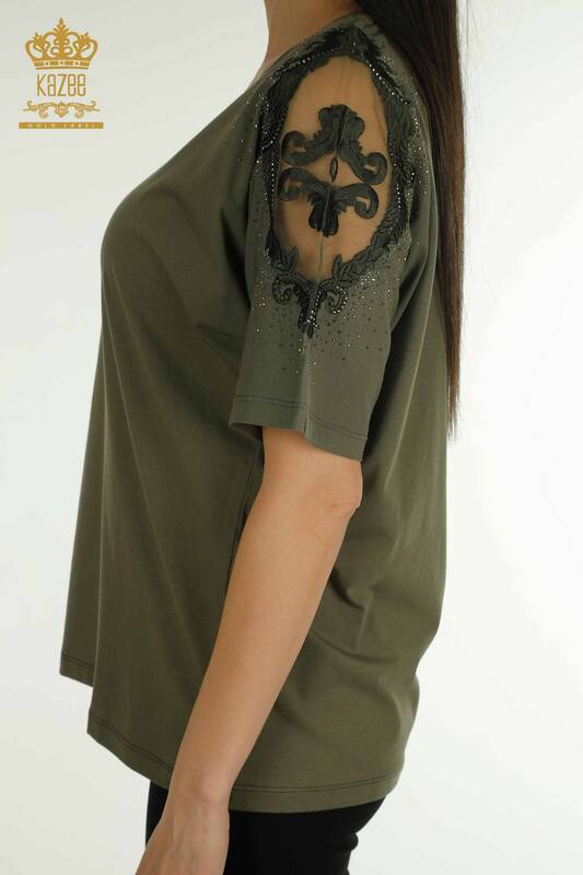 Hurtownia damska bluzka na ramię tiulowa szczegółowa khaki - 79553 | KAZEE
