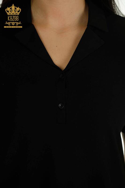 Hurtownia damska bluzki polo z dekoltem w kolorze czarnym - 79503 | KAZEE