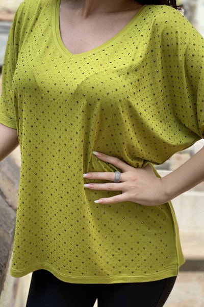 Hurtownia bluzek damskich z rękawami nietoperzowymi, dekoltem w szpic, kamiennym - 77399 | Kazee - Thumbnail