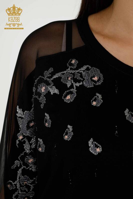 Hurtownia bluzek damskich z tiulowymi detalami w kolorze czarnym - 79136 | KAZEE