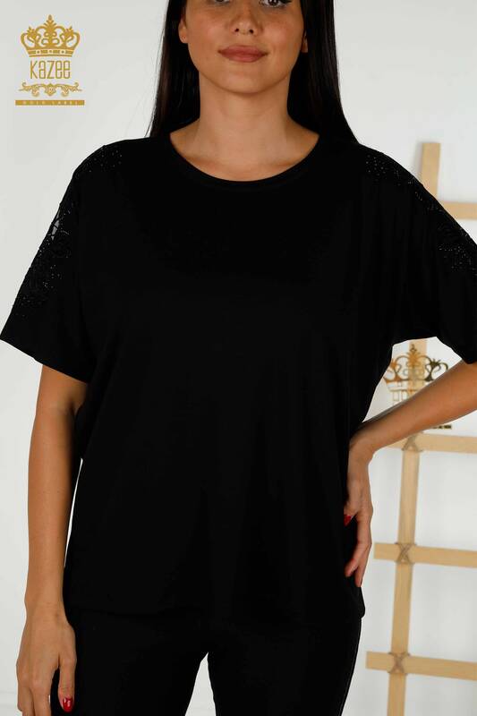Hurtownia bluzek damskich z tiulowymi detalami w kolorze czarnym - 79390 | KAZEE
