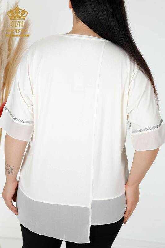 Hurtownia bluzek damskich tiulowych ze szczegółowymi wzorami w kolorze ecru - 78871 | KAZEE