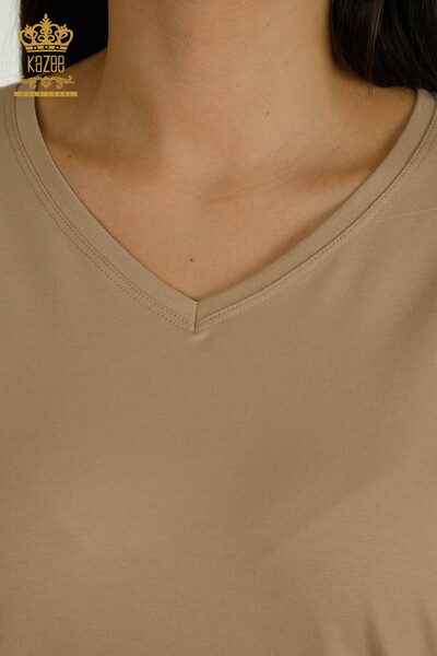 Hurtownia bluzek damskich - dekolt w kształcie litery V - ciemny beż - 79550 | KAZEE - Thumbnail