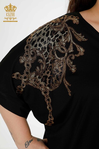 Hurtownia bluzek damskich z dekoltem w szpic, czarna - 79064 | KAZEE - Thumbnail