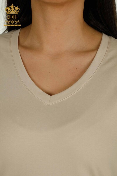 Hurtownia bluzek damskich - dekolt w kształcie litery V - jasny beż - 79564 | KAZEE - Thumbnail