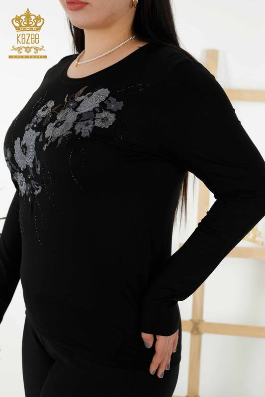 Hurtownia bluzek damskich w kwiatowe wzory, czarna - 79045 | KAZEE