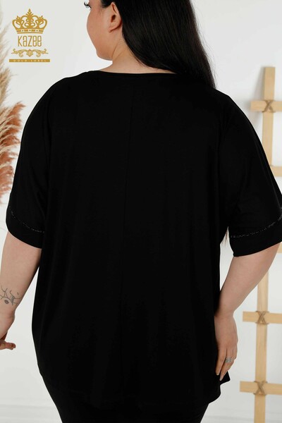 Hurtownia bluzek damskich w kwiatowe wzory, czarna - 79068 | KAZEE - Thumbnail