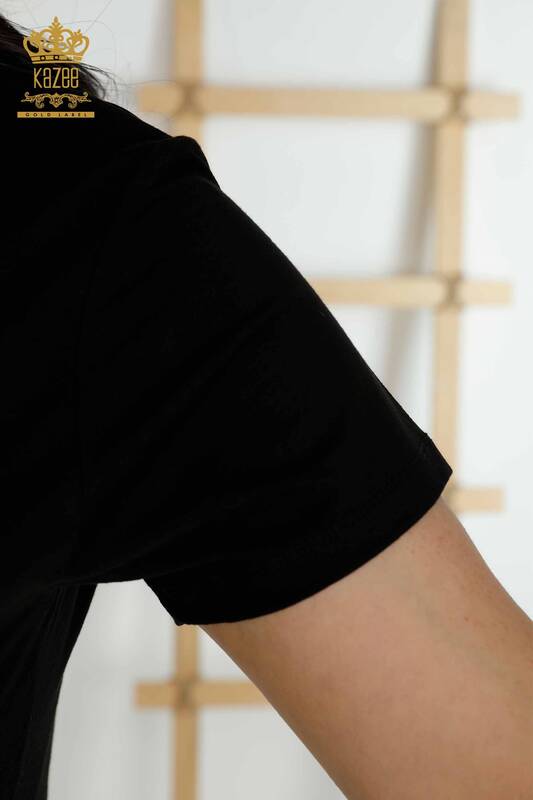 Hurtownia bluzek damskich w kwiatowe wzory, czarna - 79369 | KAZEE