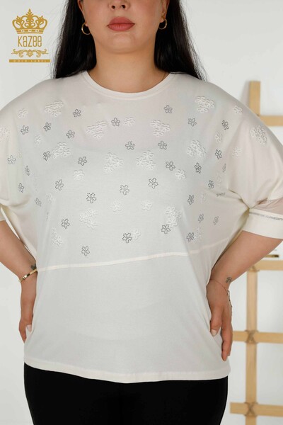 Hurtownia bluzek damskich w kwiatowe wzory ecru - 79100 | KAZEE - Thumbnail