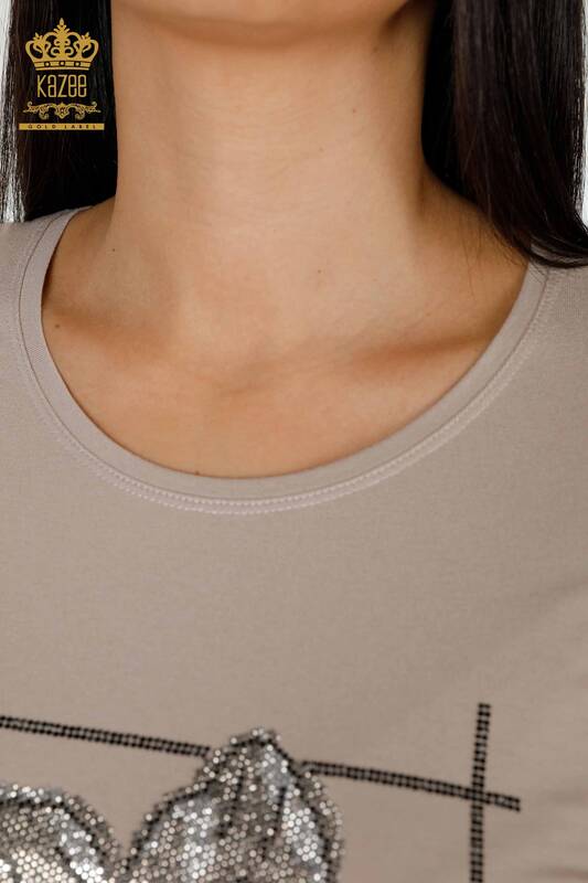 Hurtownia bluzek damskich w kwiatowe wzory z norek - 79014 | KAZEE