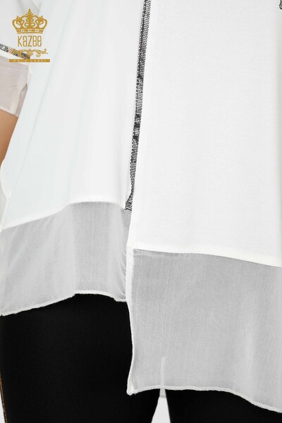 Hurtownia bluzek damskich we wzorzyste tiulowe detale w kolorze ecru - 79027 | KAZEE - Thumbnail