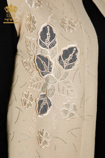 Hurtownia damskiej kamizelki z dzianiny z haftowanym kamieniem i krótkim kwiatowym wzorem - 16839 | KAZEE - Thumbnail