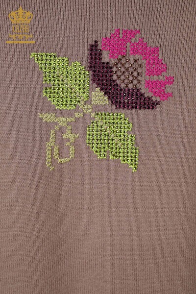 Hurtownia damskich kamizelek z dzianiny z kieszeniami i kolorowym haftem kwiatowym - 16812 | KAZEE - Thumbnail