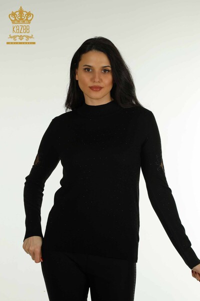 Hurtownia swetrów damskich z dzianiny - Haftowana - czarna - 30892 | KAZEE - Thumbnail