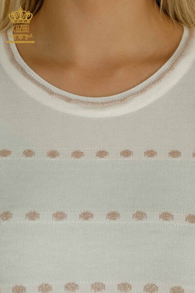 Hurtownia swetrów damskich z dzianiny - model amerykański - ecru - 30794 | KAZEE - Thumbnail