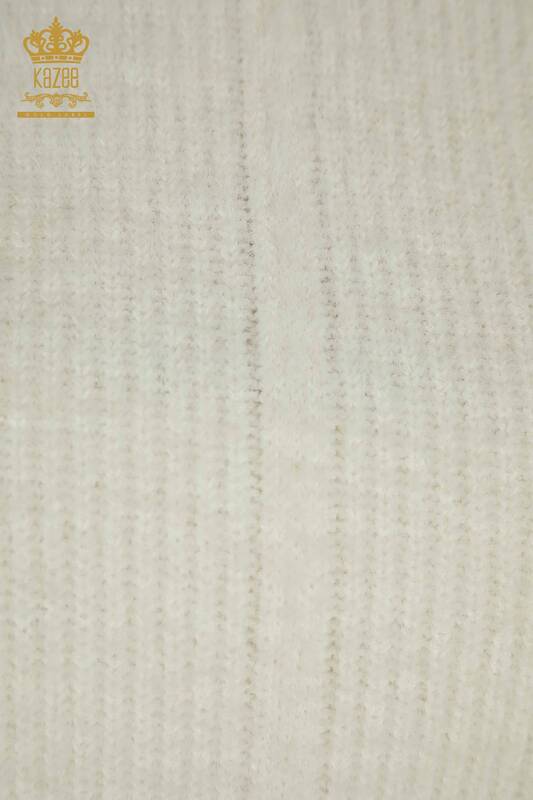 Hurtownia swetrów damskich z dzianiny Angora Ecru - 30646 | KAZEE