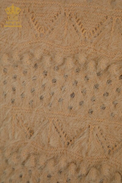 Hurtownia swetrów damskich z dzianiny - Angora - dekolt w kształcie litery V - beżowy - 30697 | KAZEE - Thumbnail