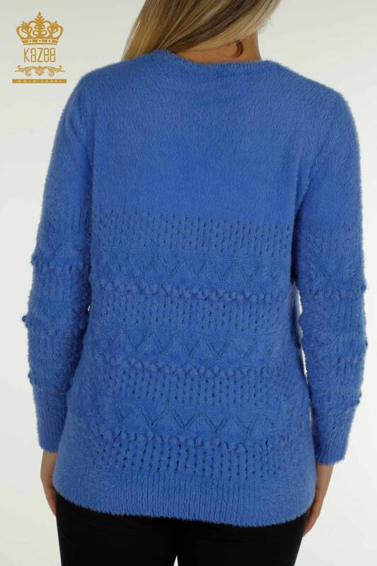 Hurtownia swetrów damskich z dzianiny - Angora - dekolt w kształcie litery V - niebieski - 30697 | KAZEE