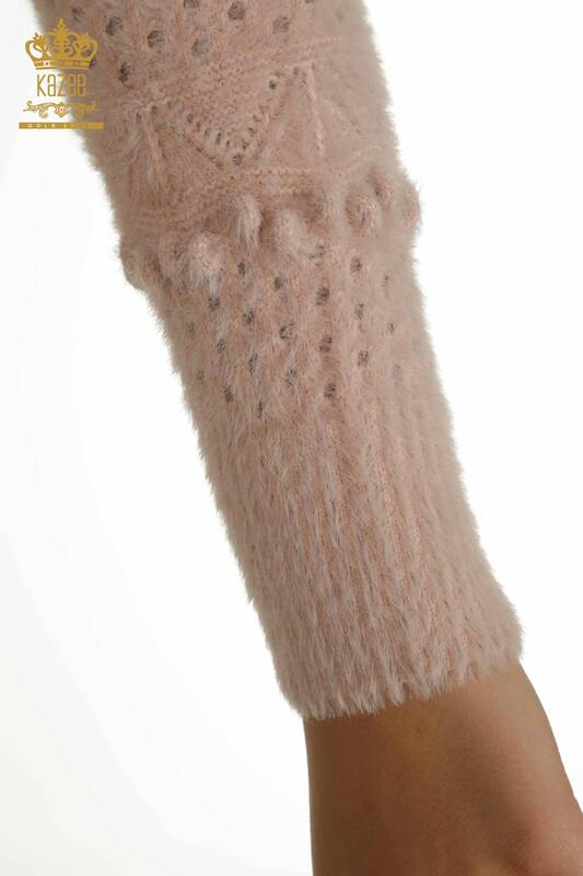 Hurtownia swetrów damskich z dzianiny - Angora - dekolt w szpic - pudrowy - 30697 | KAZEE