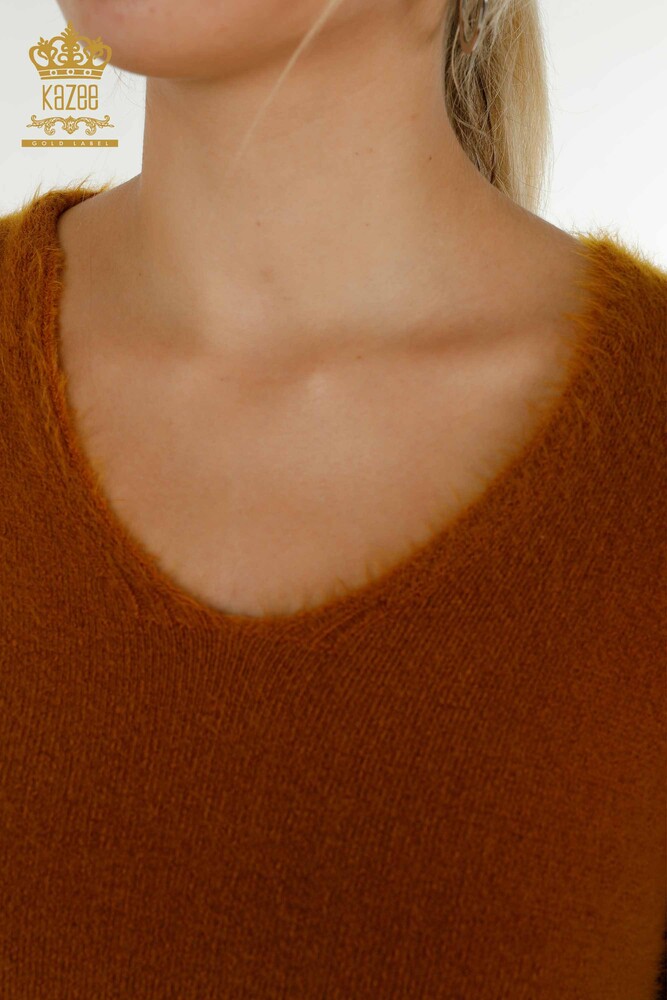 Hurtownia swetrów damskich z dzianiny - Basic - Angora - Musztarda - 12047 | KAZEE - 3